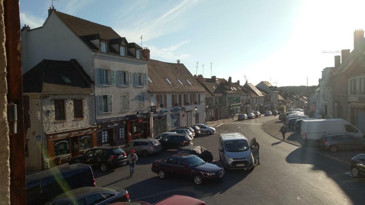 Appartement Cosy Et Chaleureux Saint-Arnoult-en-Yvelines Eksteriør bilde