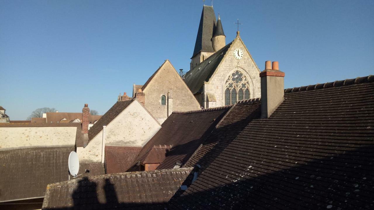 Appartement Cosy Et Chaleureux Saint-Arnoult-en-Yvelines Eksteriør bilde